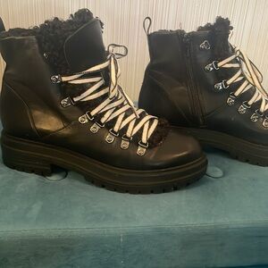 Women’s combat boots size 7 1/2